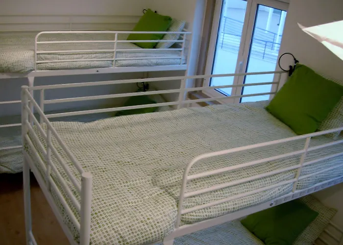 70's Hostel *